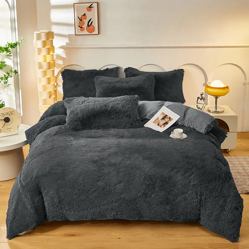 Teddy Fluffy fleece bedding set in Charcoal