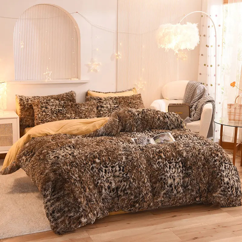 Teddy Fluffy fleece bedding set in Brown Leopard Print
