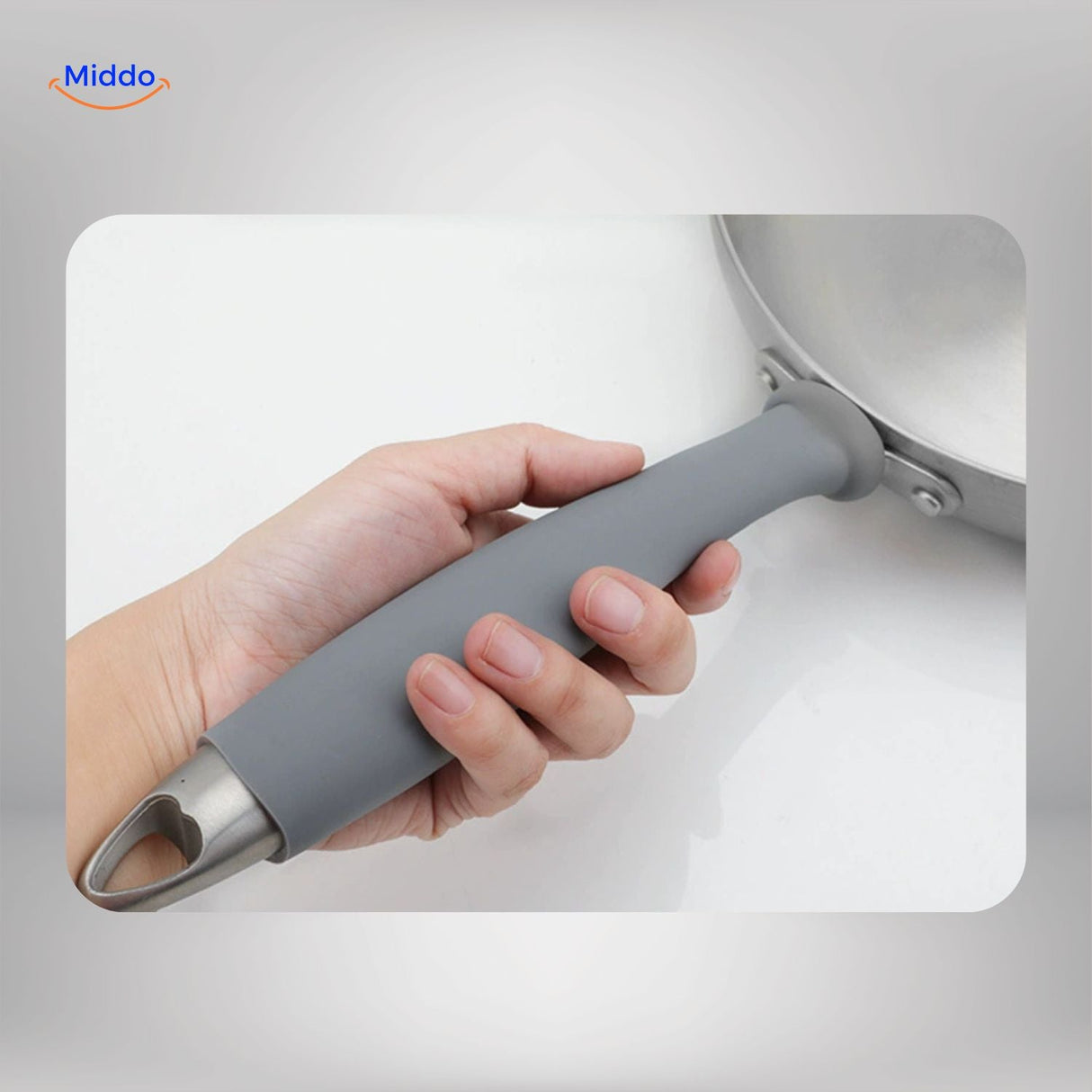 Ergonomic silicone sleeve provides burn-proof protection while cooking.