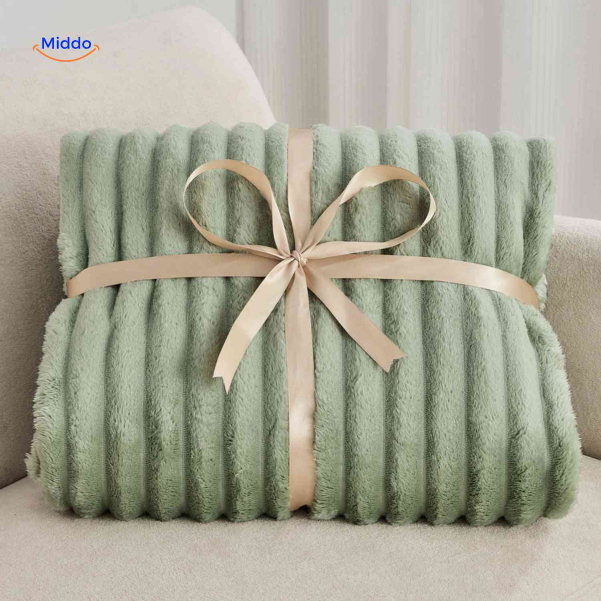Fluffina soft plush ribbed blanket
