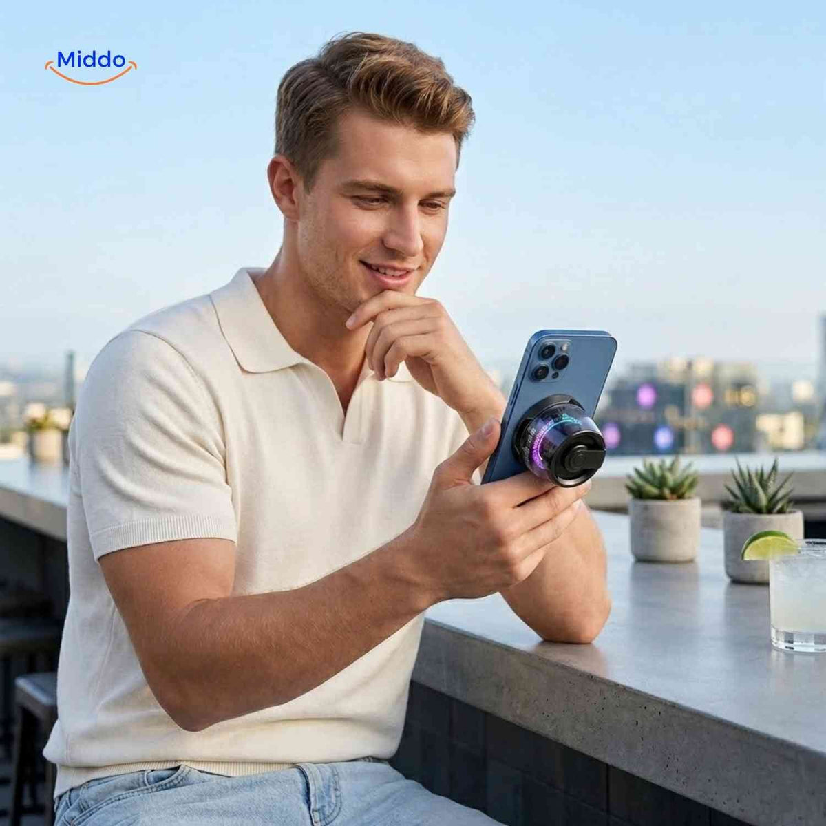 MagniBeat speaker in use on a smartphone