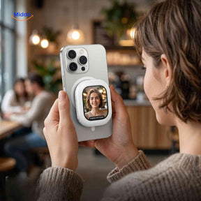 SnapView selfie monitor showing a live preview on a smartphone