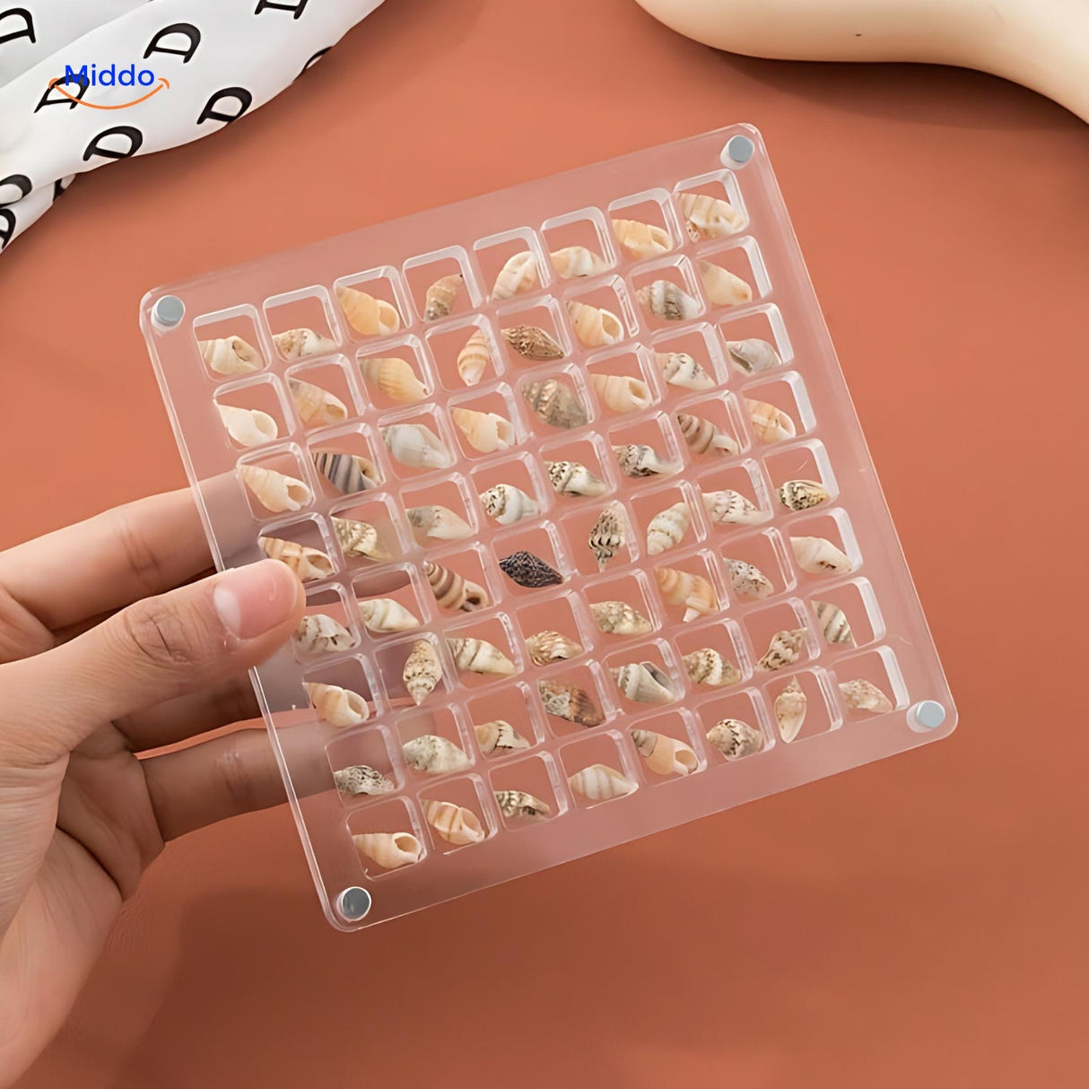 Easy-to-clean acrylic display case design for simple maintenance and crystal-clear visibility.