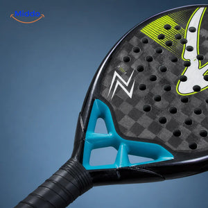 ApexTour 18K carbon face and stable three-window triangular throat detail