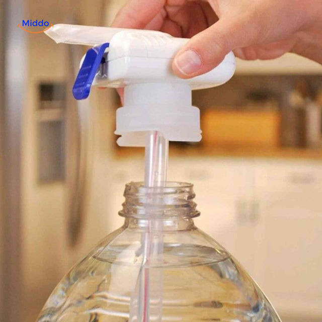 Aquapress automatic water pump, portable battery-powered beverage dispenser.