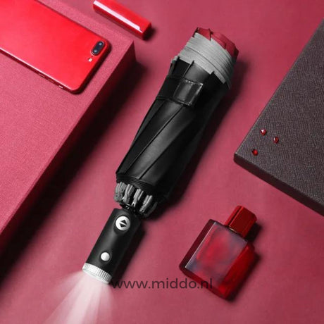 OnePlu automatic windproof umbrella in red with reflective edge.