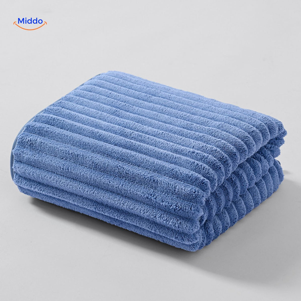 High-quality bath towel with fast-drying fabric for everyday comfort.