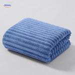 High-quality bath towel with fast-drying fabric for everyday comfort.