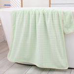 Quick-dry bath towel perfect for creating a cozy gifting experience.