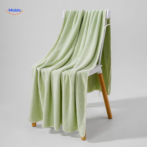 Quick-dry bath towel perfect as an autumn gift for the season.