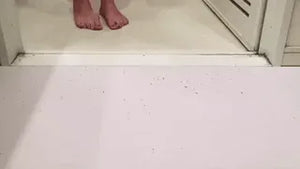 Color-changing blood effect bath mat transforms with moisture.