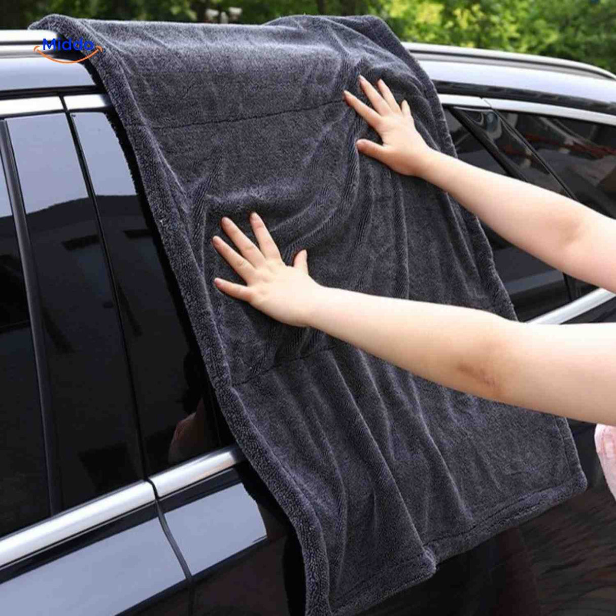 BraidDry absorbent car drying towel for streak-free automotive cleaning.