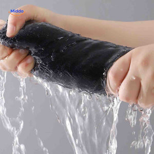 Water-absorbent BraidDry microfiber provides fast drying for vehicles.