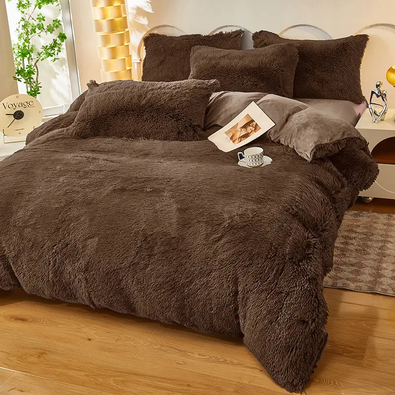 Teddy Fluffy fleece bedding set in Dark Brown