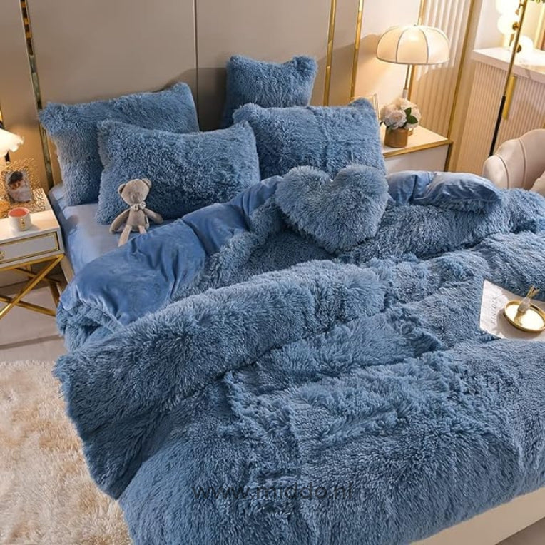 Blue teddy fleece bedding set featuring ultra-soft material and complete 5-piece bundle