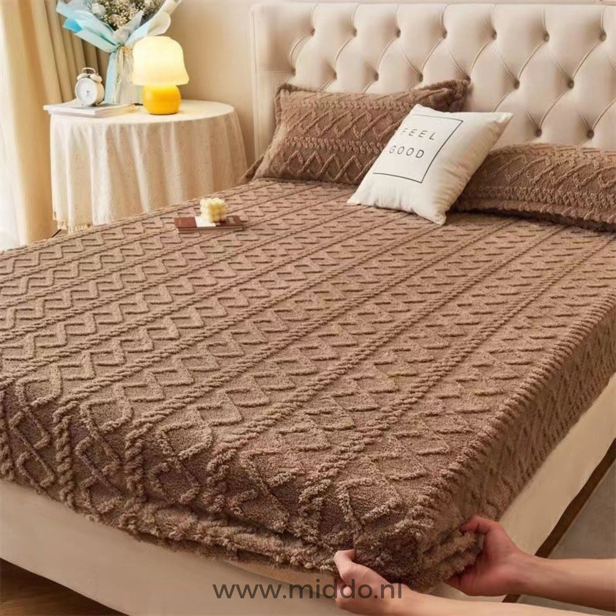 Fleece fitted sheet in warm brown color option.