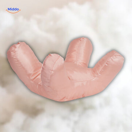Glow pillow silk-soft surface is gentle and protective for facial skin.
