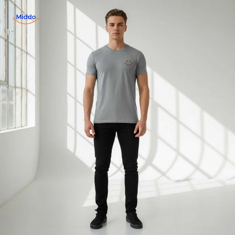 Grey cotton t-shirt with smiley print worn as basic casual piece.