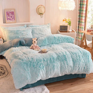 Teddy Fluffy fleece bedding set in Ice Blue