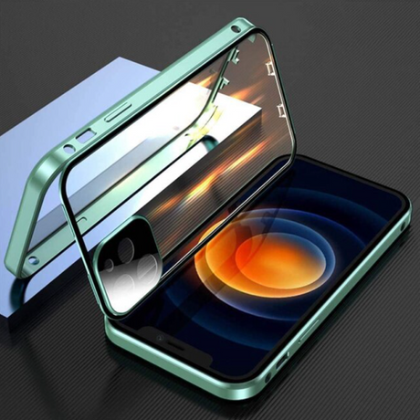 WonderCase green color supports wireless charging and protection.