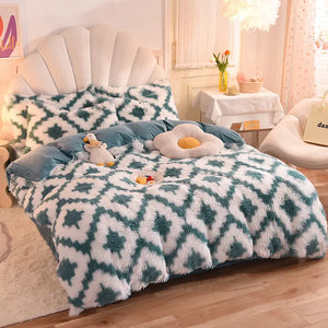 Teddy Fluffy fleece bedding set in Teal and White Check