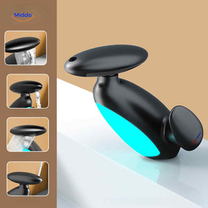 Pull-out LED bathroom faucet in glossy black finish with single-lever control.