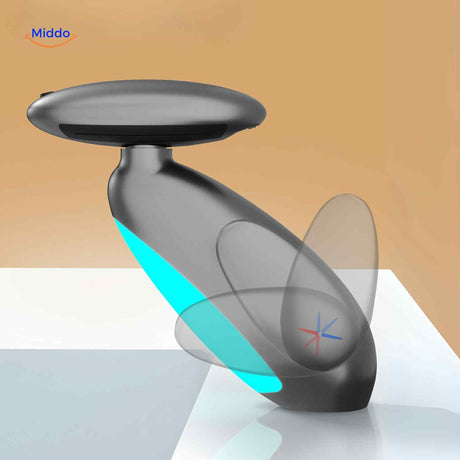 Close-up of the swiveling single-lever control handle on the pull-out LED bathroom faucet.