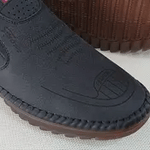 Black Solura loafers leather construction with comfortable slip-on fit.