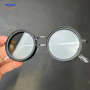 Sunglasses product showcase highlighting UV protection and style.