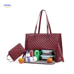 Burgundy red Totezia lunch bag with integrated insulation for temperature control.