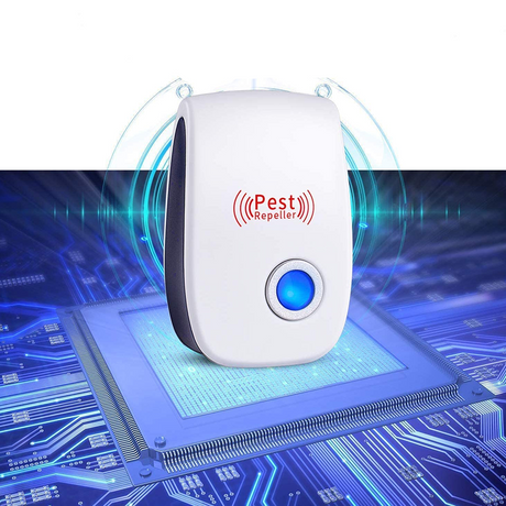 Infographic explaining ultrasonic pest repeller technology and mechanism.
