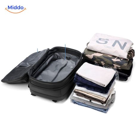 VacuPro travel bag showing large capacity vacuum compression compartment.