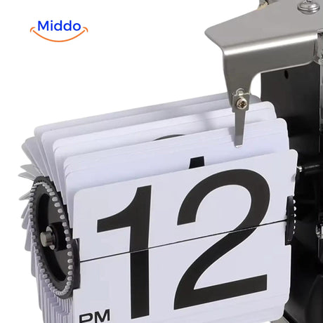 RetroFlip vintage flip clock showing metal base and PVC flip mechanism.